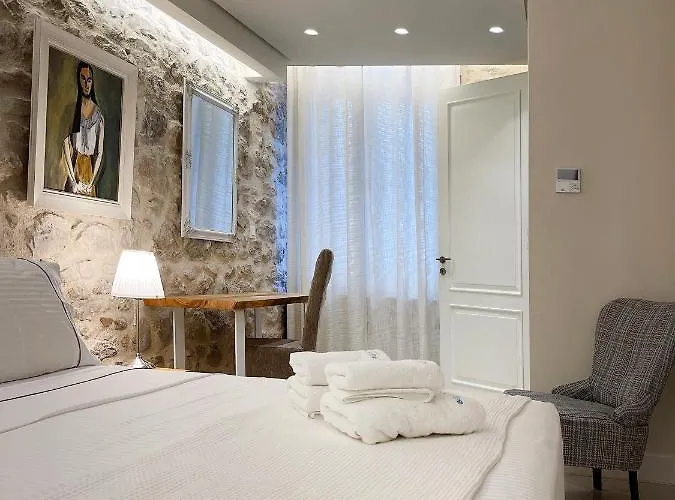 Blue Domino Luxury Villa *