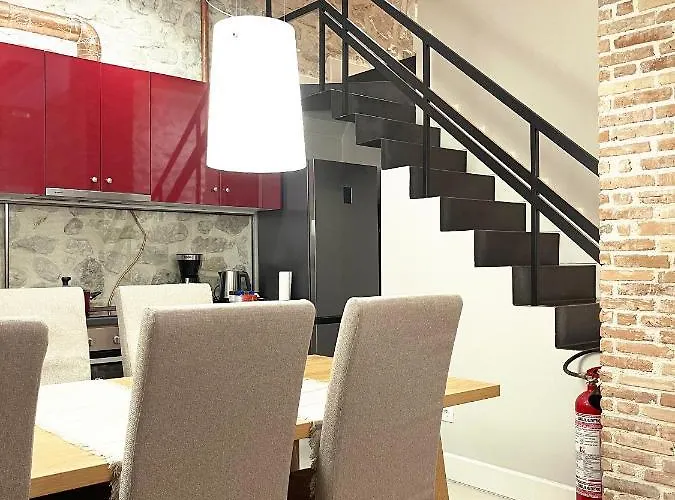 Blue Domino Luxury *