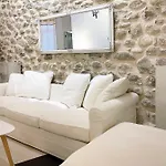 Blue Domino Luxury فيلة باترا