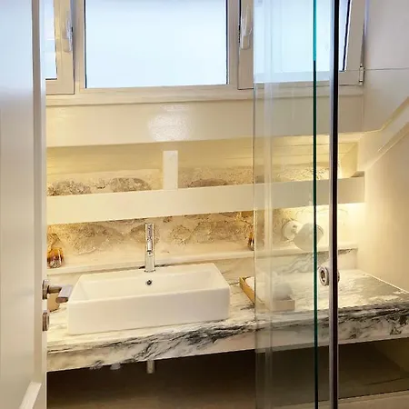 Blue Domino Luxury * Patras