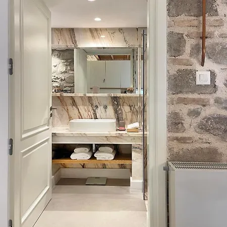 Blue Domino Luxury * Patras