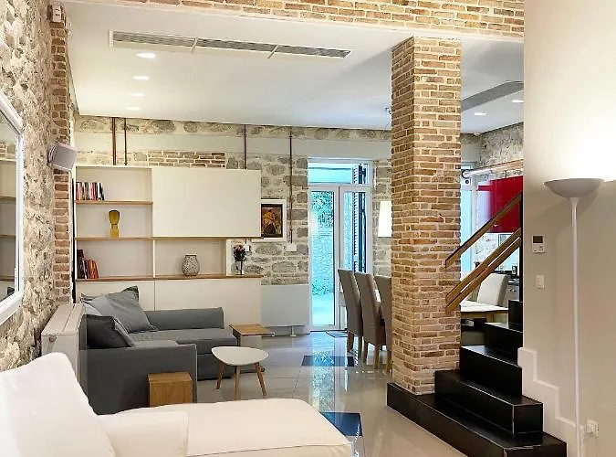 Blue Domino Luxury * Patras