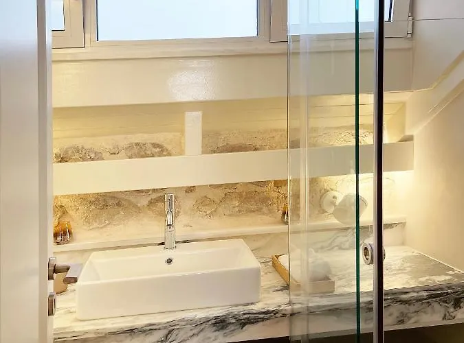 Blue Domino Luxury * Patras